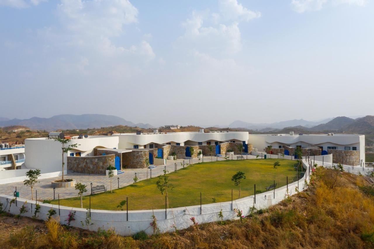 Ramee Royal Resort & Spa - Udaipur Buitenkant foto